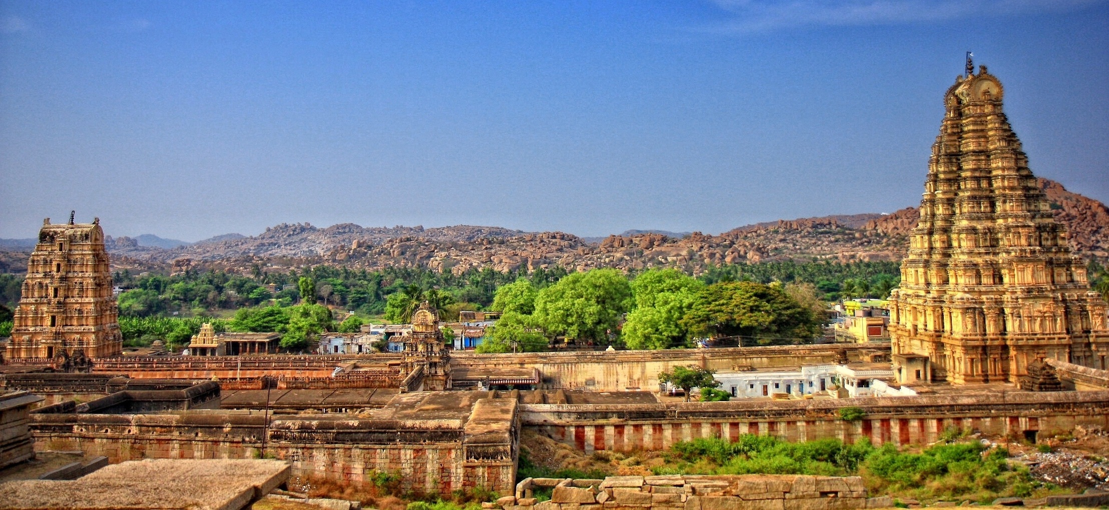 Historical Hampi Image Credits: wikipedia.org/wiki/Hampi