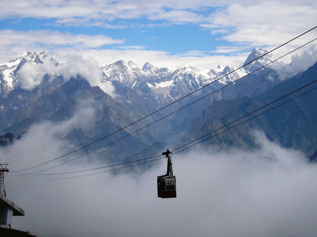 Auli Ropeway Image Credits: skyscrapercity.com
