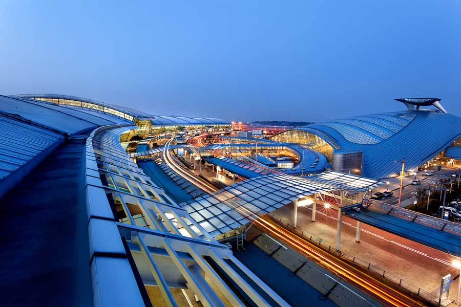 Incheon International Airport Image Credits: e-architect.co.uk/images/jpgs/korea/incheon_international_airport