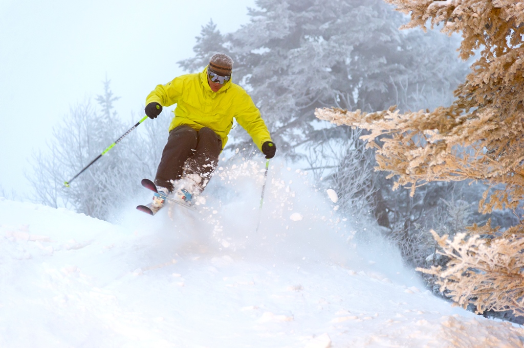 An expert skier in Sandpoint, Idaho