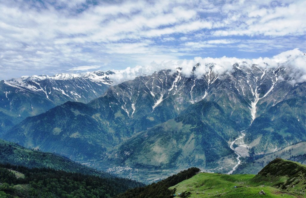 Bhrigu lake