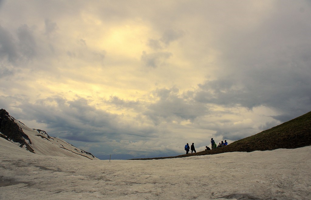 Bhrigu lake