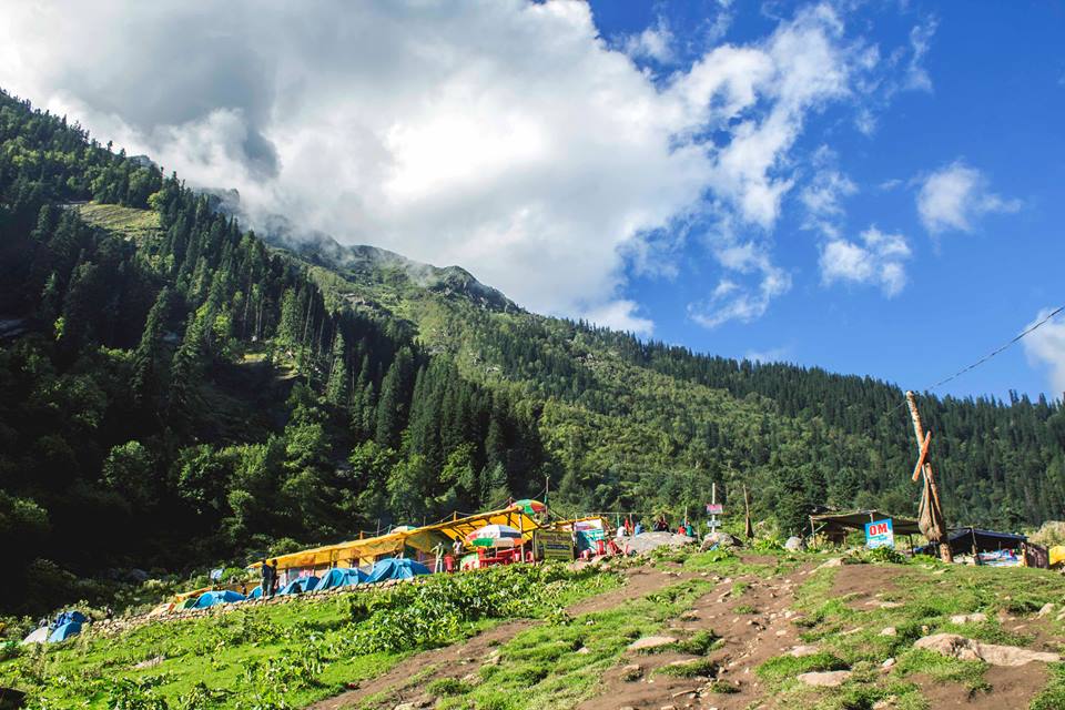 Trekking from Kasol to Kheerganga