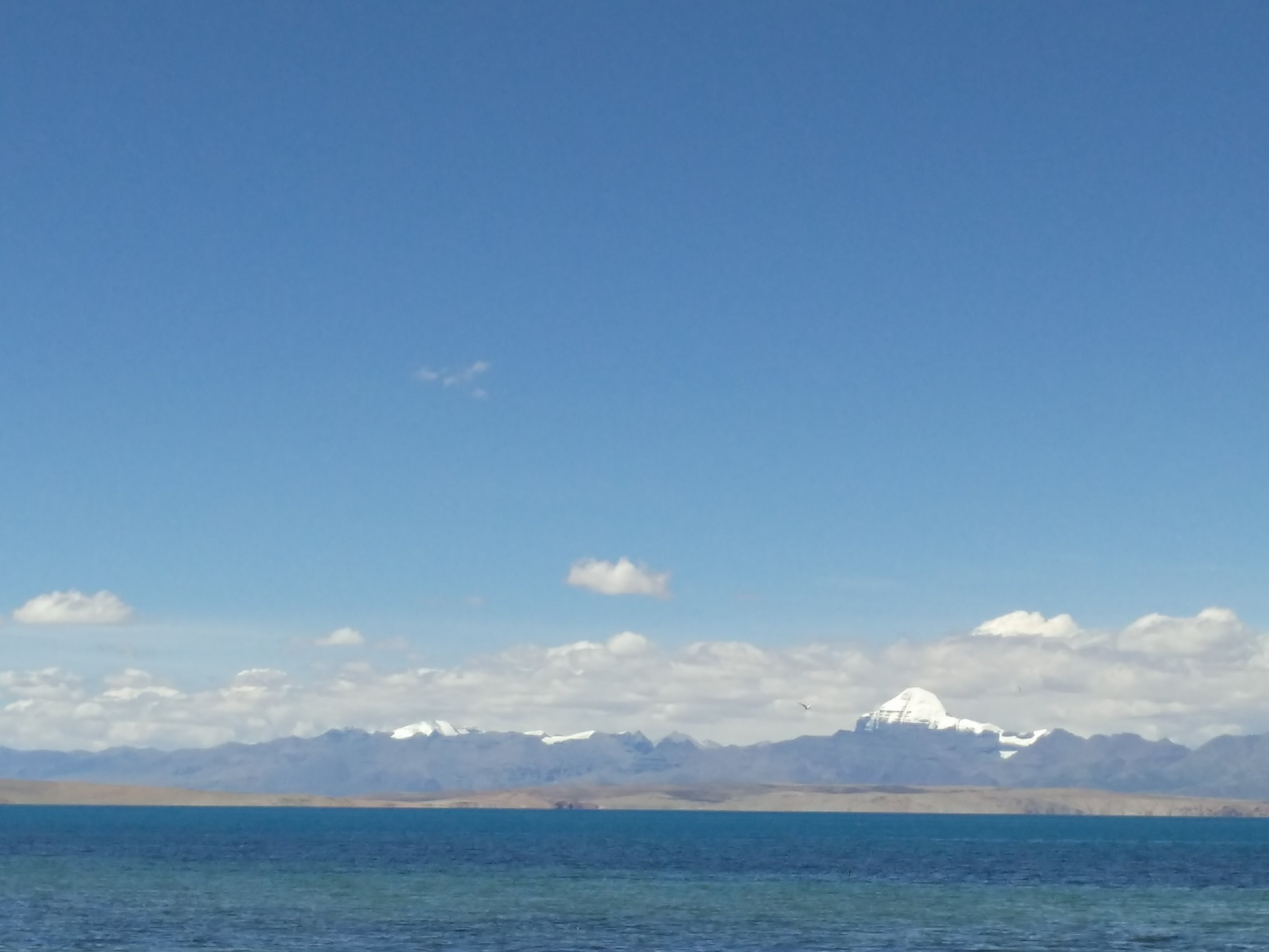 Lake Mansarovar--- glistening and glowing 