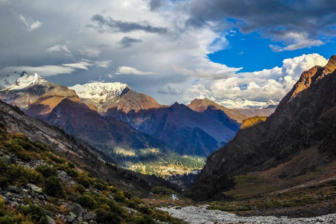 beas-kund-and-bhrigu-lake-trek